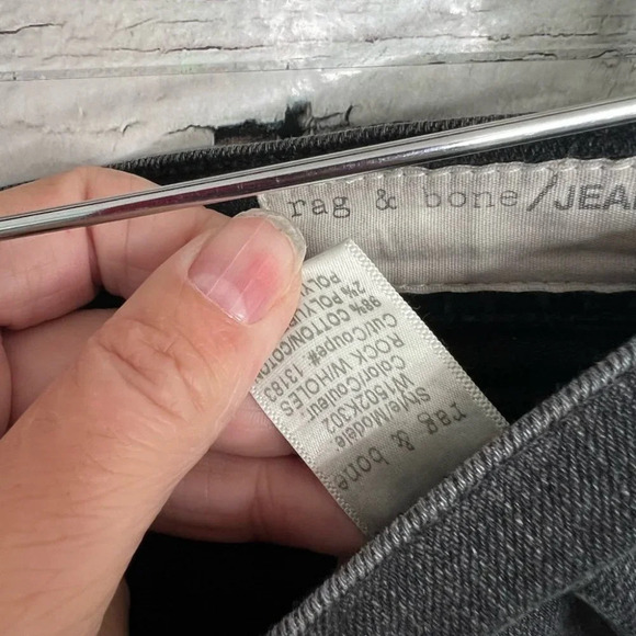 Rag & Bone Rock w/ Holes Skinny Jeans Women's Size 25 Black Distressed Stretch - Picture 6 of 9